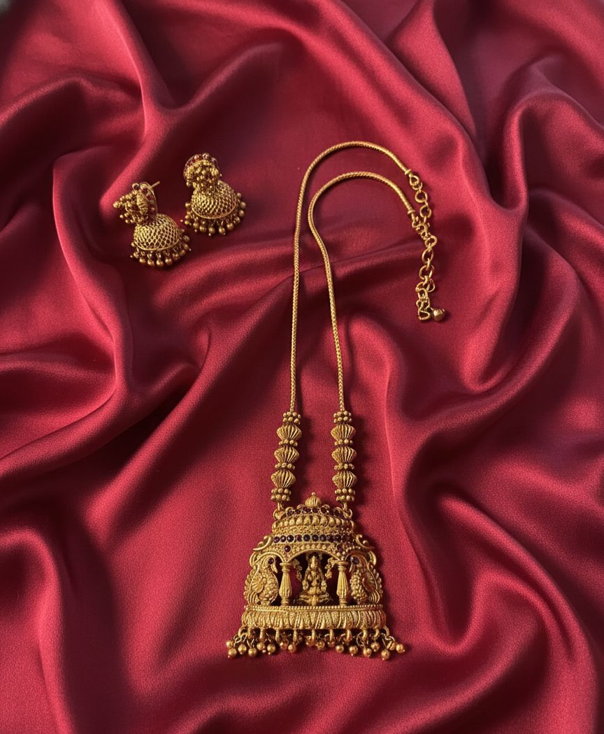 Tanjavoor  Radham Devi Neckalce